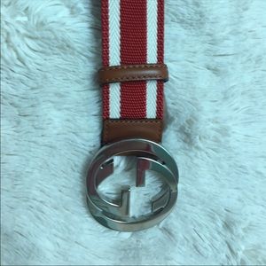 red and white woven Gucci belt